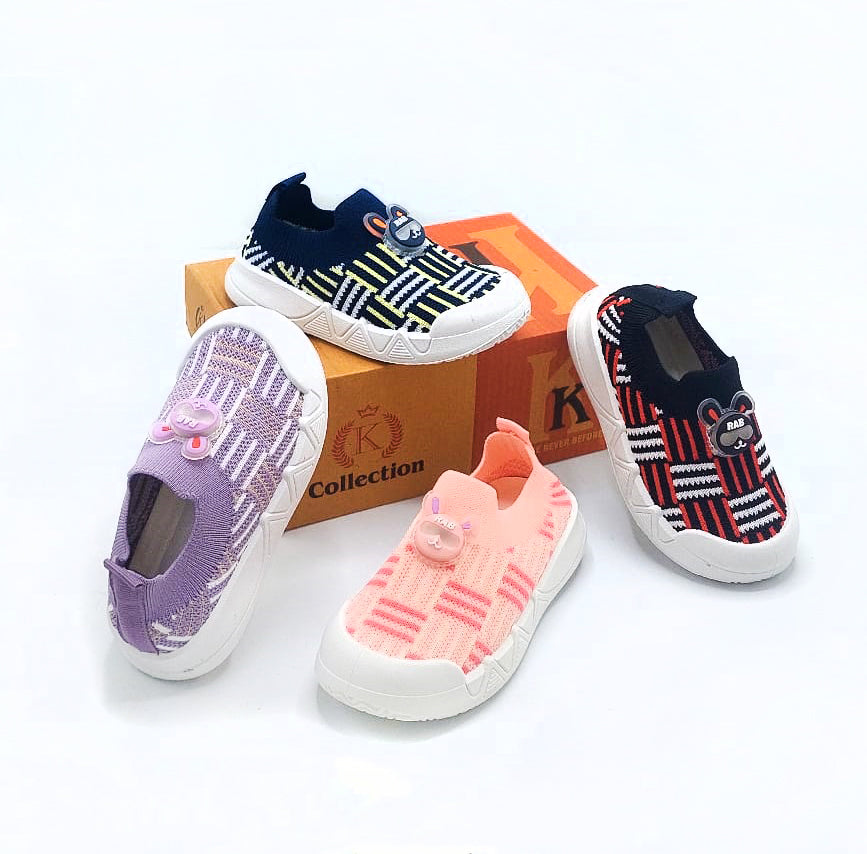 Easy to Wear Mesh Canvas Shoes for Kids MegaCollection.pk