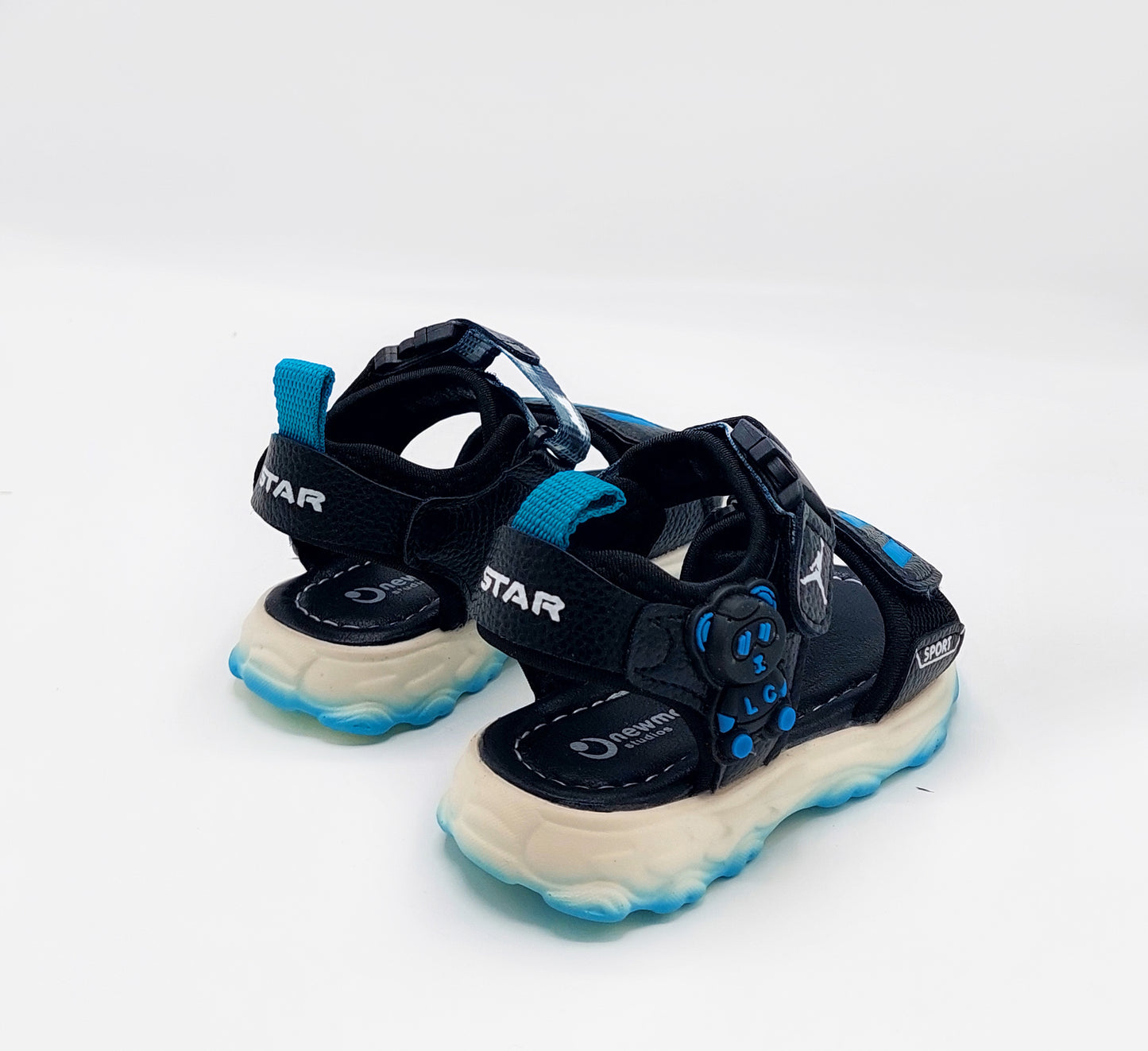 Imported Quality Soft Sole Trendy Look Sandals for Kids