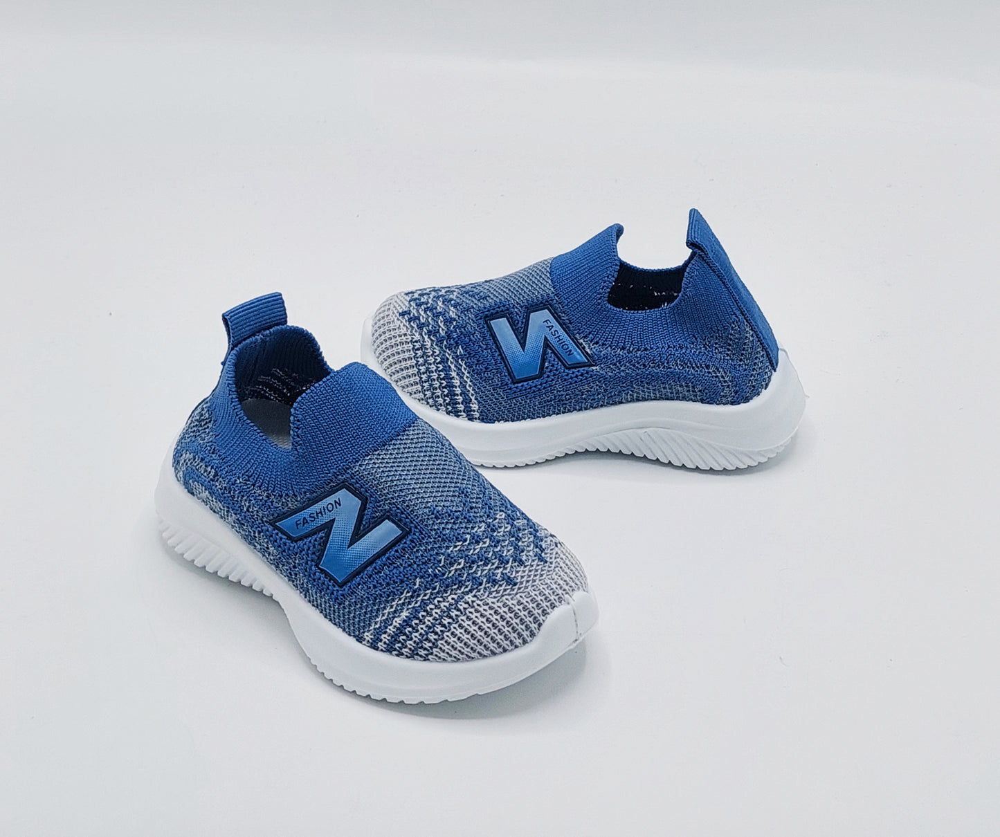 Easy-to-Wear Soft Comfortable Mesh Skechers for Kids - B126