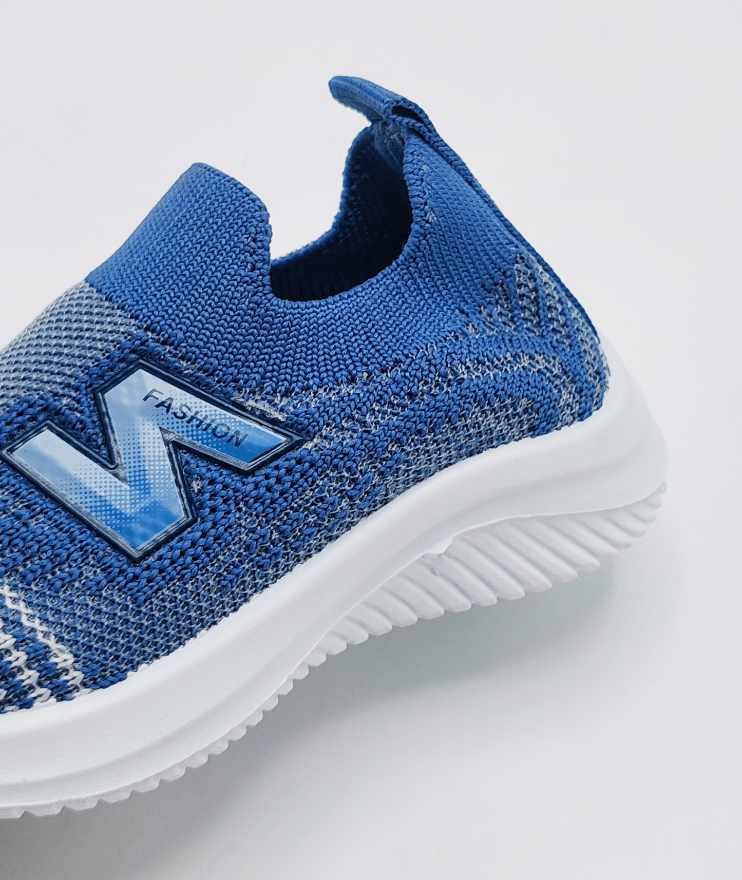 Easy-to-Wear Soft Comfortable Mesh Skechers for Kids - B126