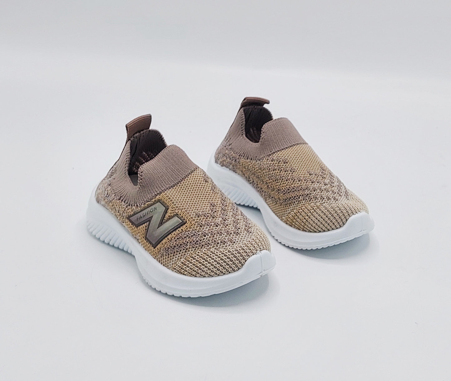 Easy-to-Wear Soft Comfortable Mesh Skechers for Kids - B126