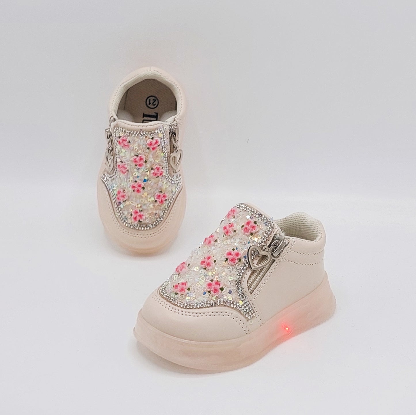 Lights in Sole Beautiful Design Girls Fancy Look Sneakers - SSU9