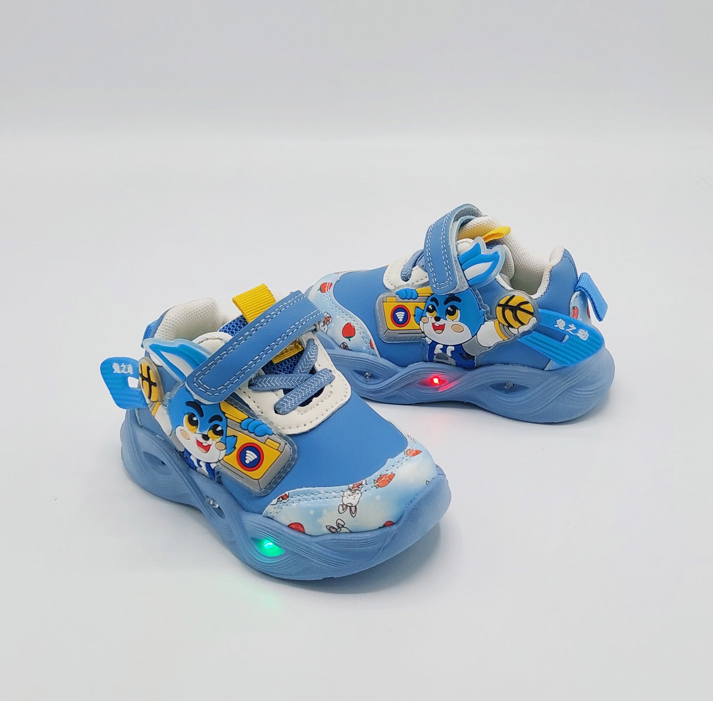 Lights in Sole Soft Sole Trendy Look Sneakers for Kids - MT14