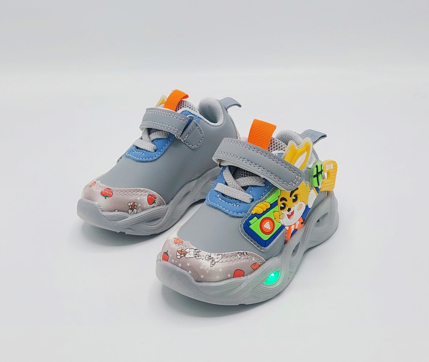 Lights in Sole Soft Sole Trendy Look Sneakers for Kids - MT14