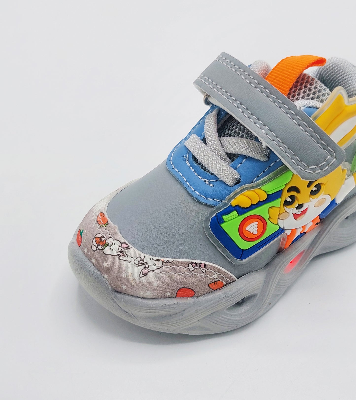 Lights in Sole Soft Sole Trendy Look Sneakers for Kids - MT14