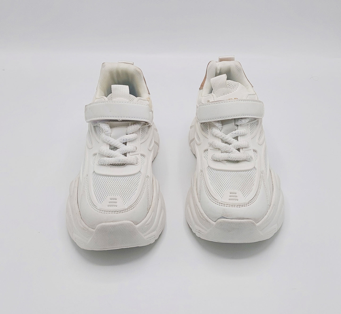 Women's Thick Sole Trendy Look Sneakers - Y-916 (White)