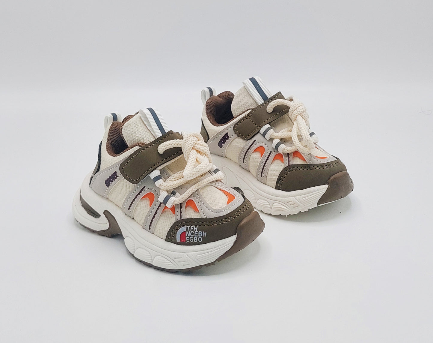 Light-Weight Trendy Look Soft Sole Sneakers for Kids - RY318