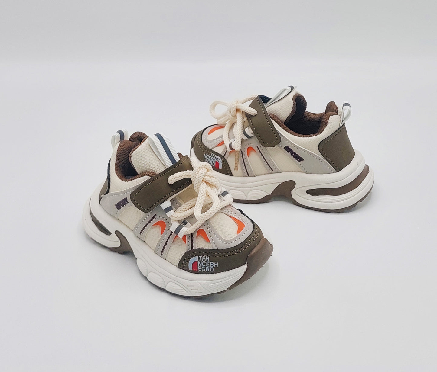 Light-Weight Trendy Look Soft Sole Sneakers for Kids - RY318