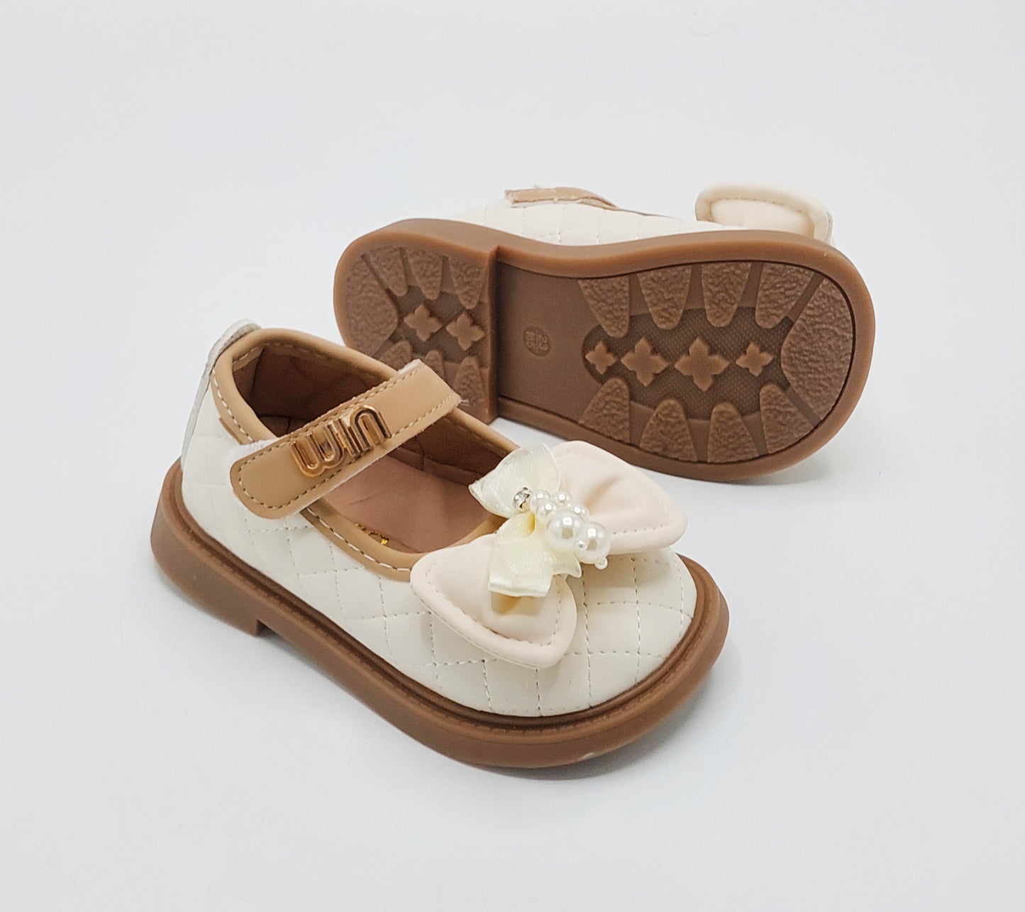 Beautiful Design Soft Sole Pumps for Kids Girls - 8520