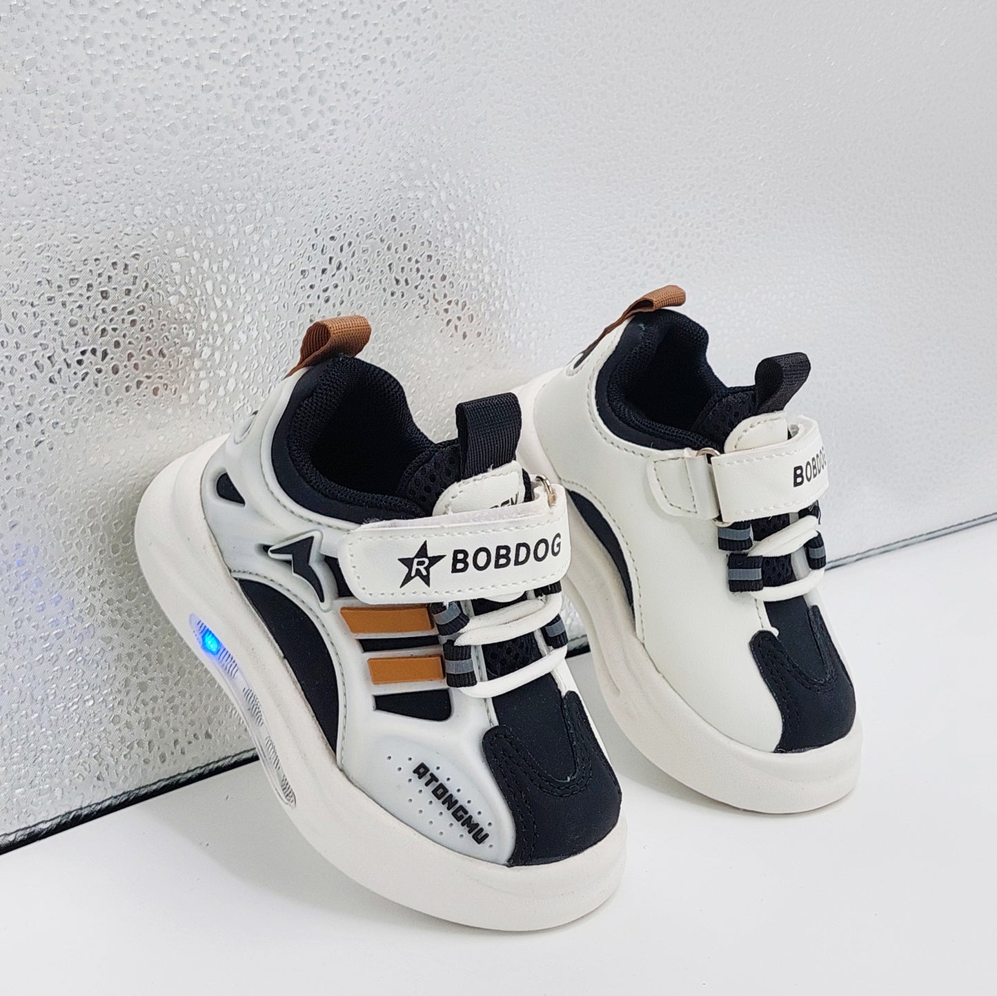Premium Quality Lights in Sole Trendy New Look Sneakers for Kids