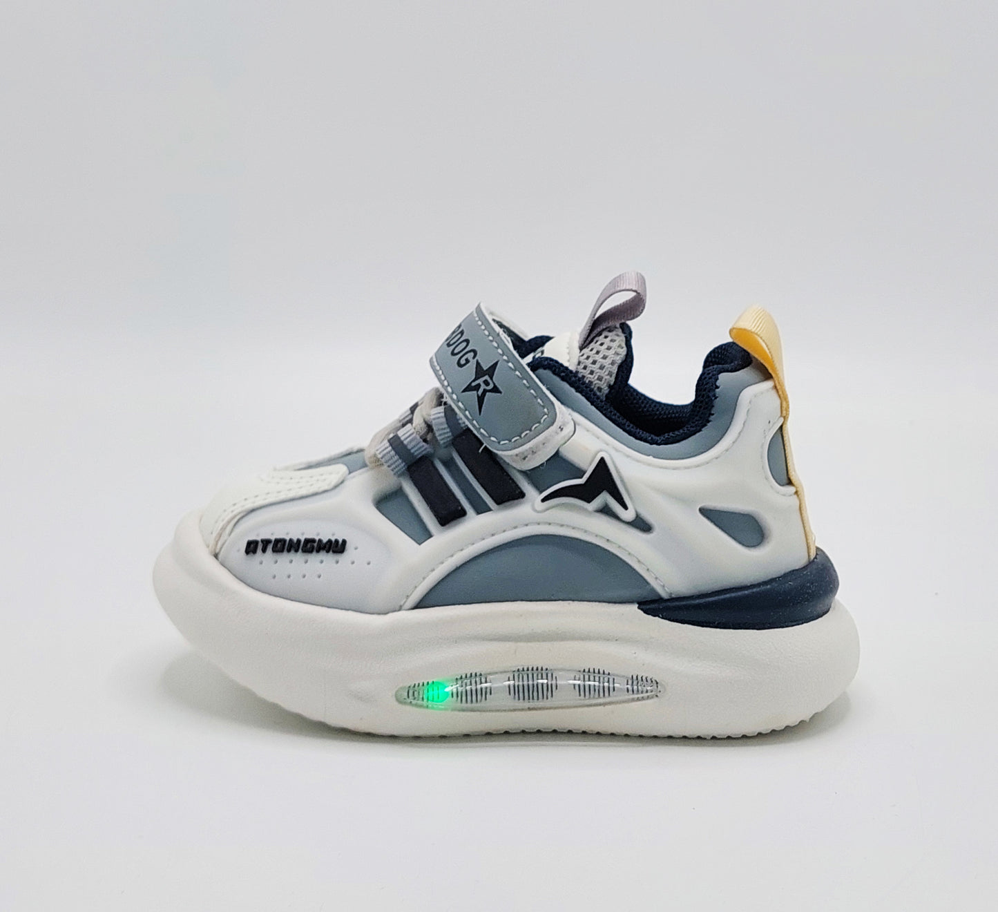 Premium Quality Lights in Sole Trendy New Look Sneakers for Kids