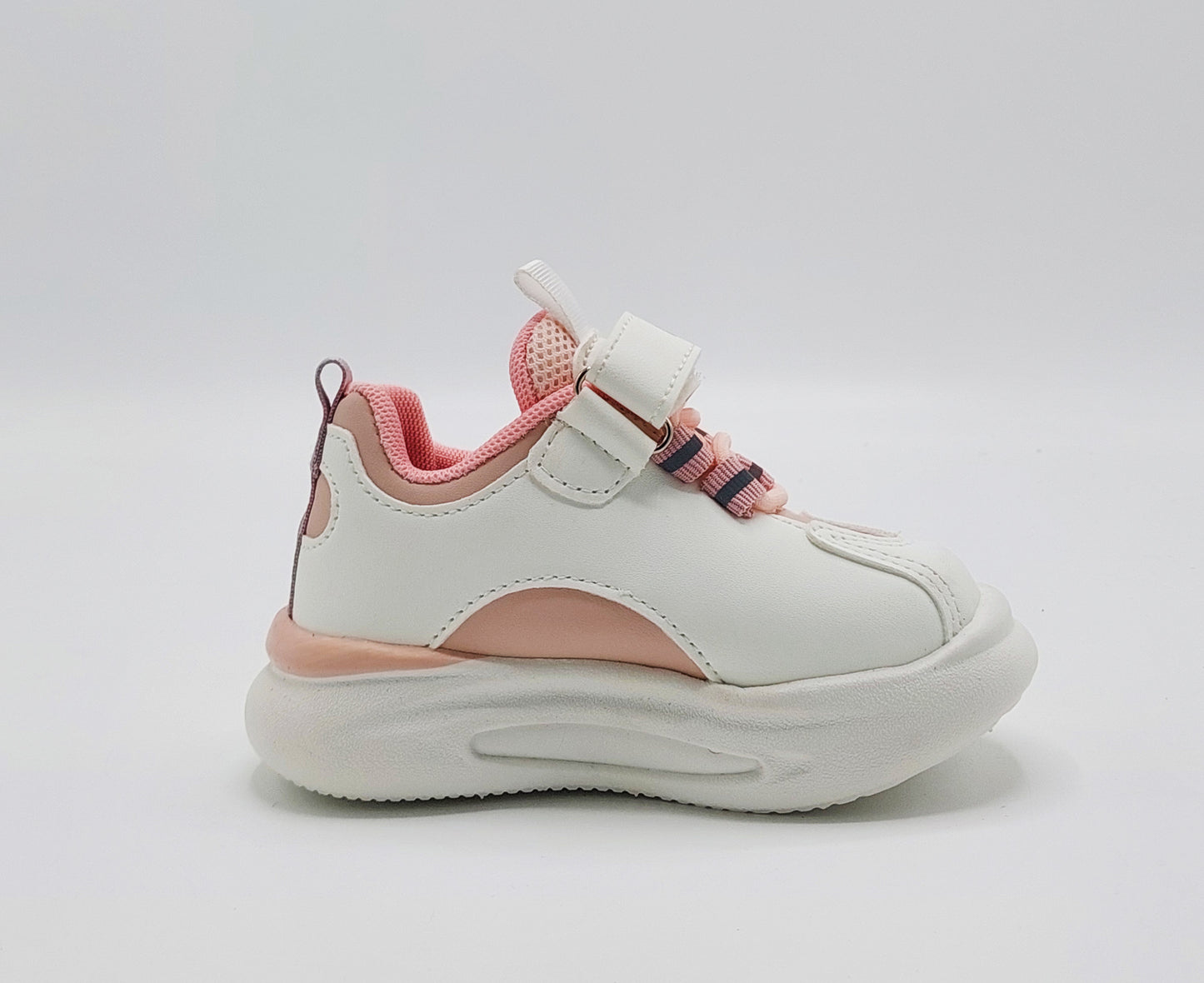 Premium Quality Lights in Sole Trendy New Look Sneakers for Kids
