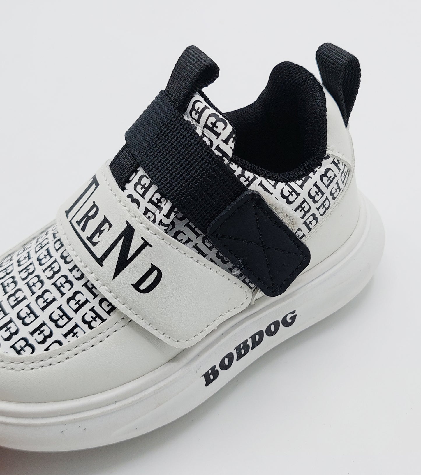 Premium Quality New Trendy Look Sneakers for Kids - BO1
