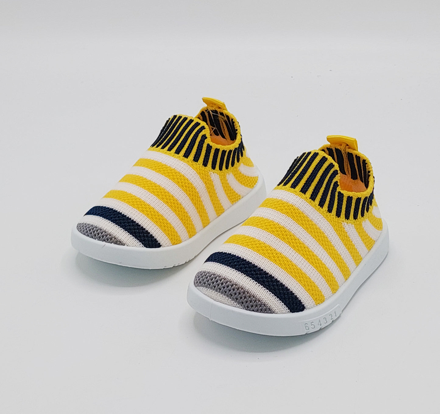 Easy To Wear Soft Comfortable Skechers for Kids - FL606