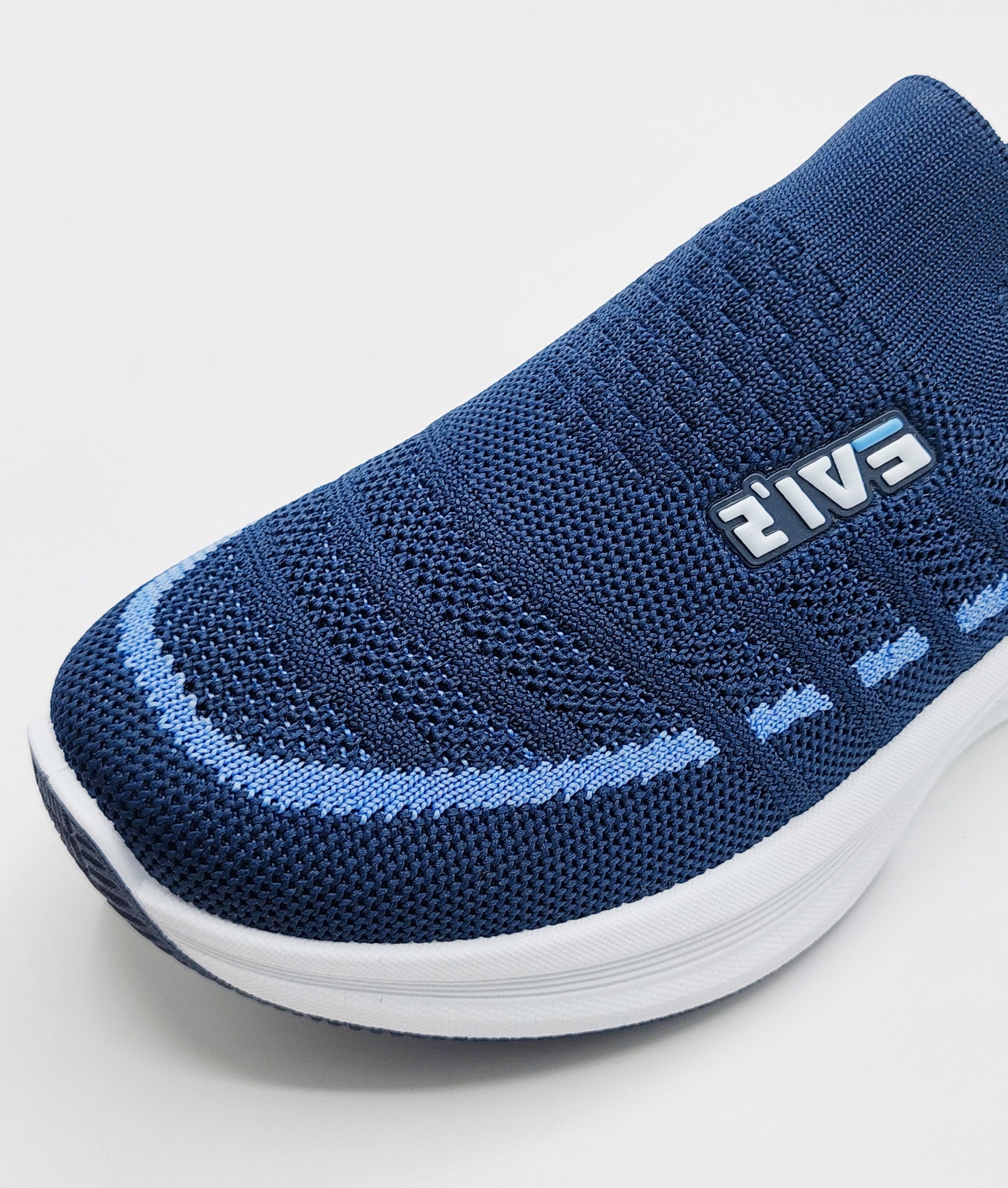 Premium Quality Soft Comfortable Sporty Look Sketchers Shoes for Men & Women - B192