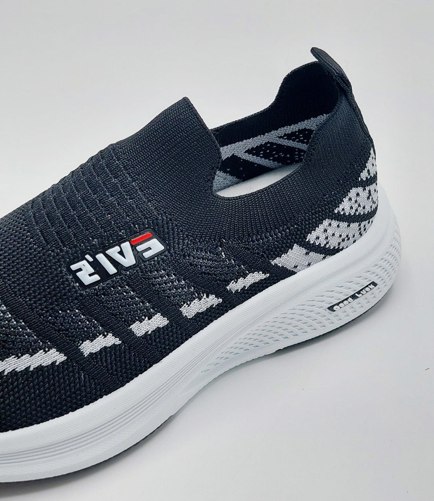 Premium Quality Soft Comfortable Sporty Look Sketchers Shoes for Men & Women - B192