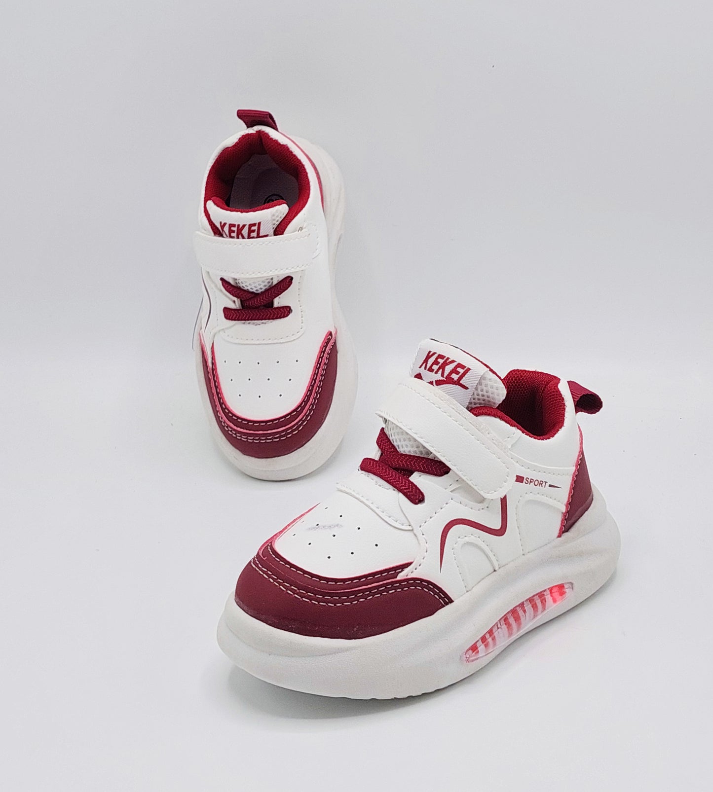 Lights in Sole Trendy Look Sneakers for Kids - LIO2