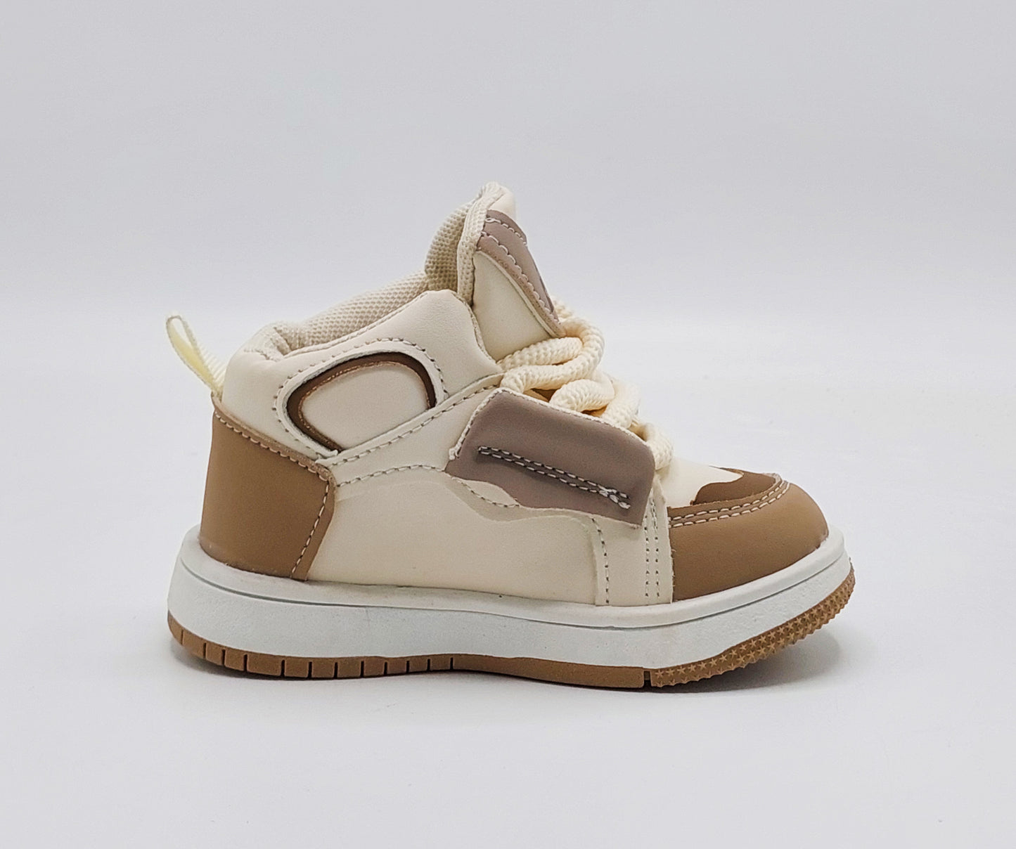 New Trendy Look Sneakers for Cool Kids - YP3