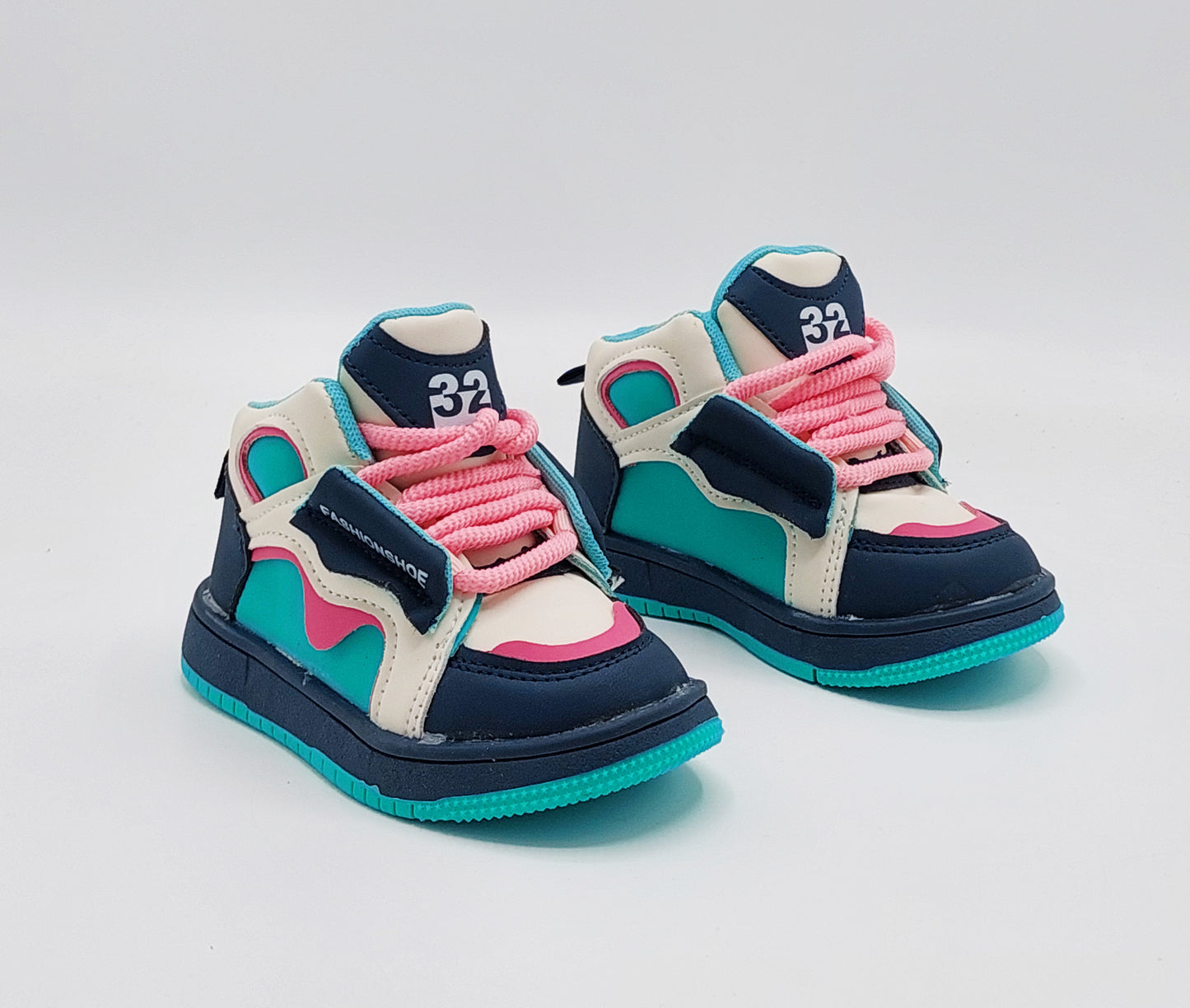 New Trendy Look Sneakers for Cool Kids - YP3