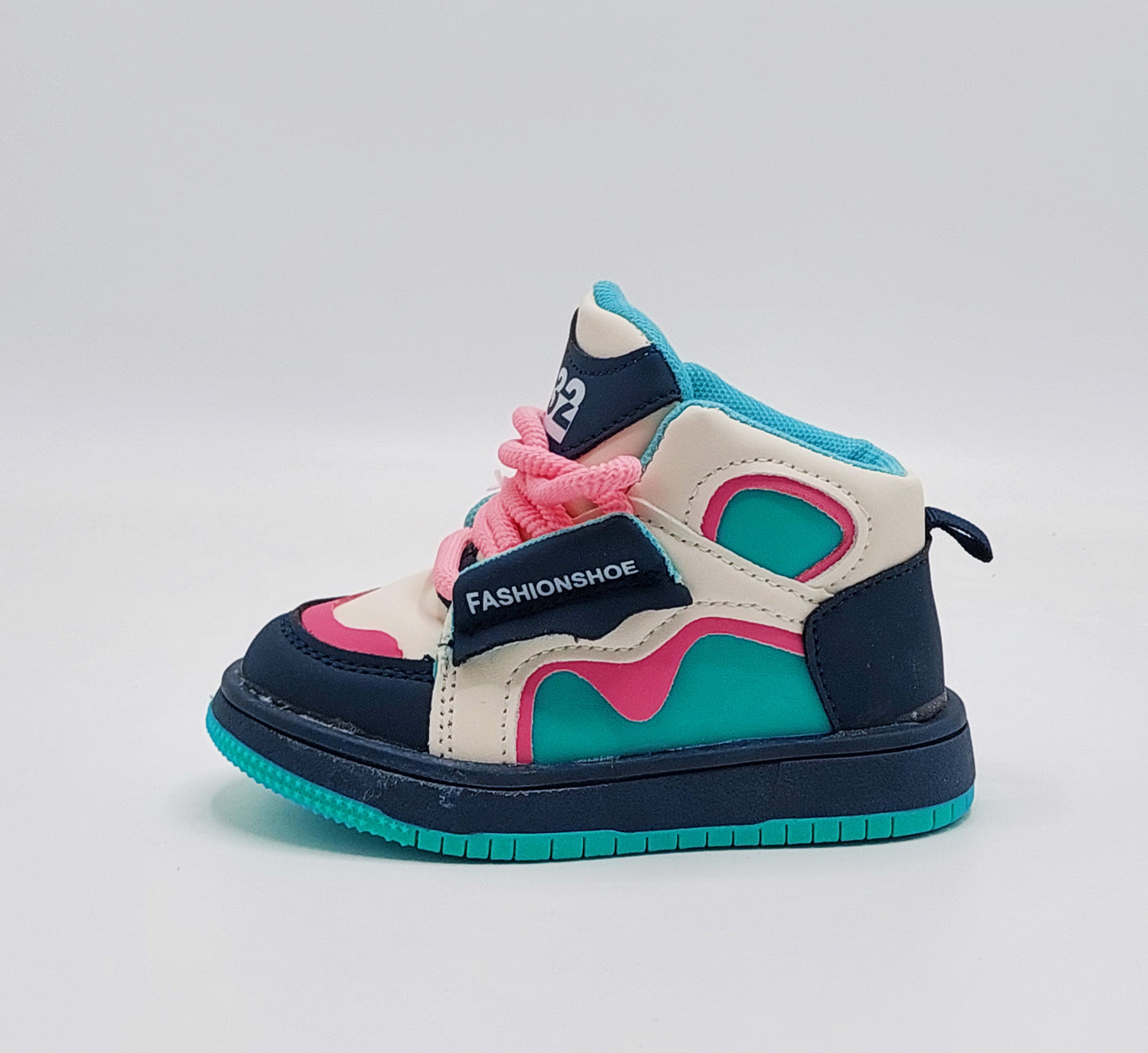 New Trendy Look Sneakers for Cool Kids - YP3