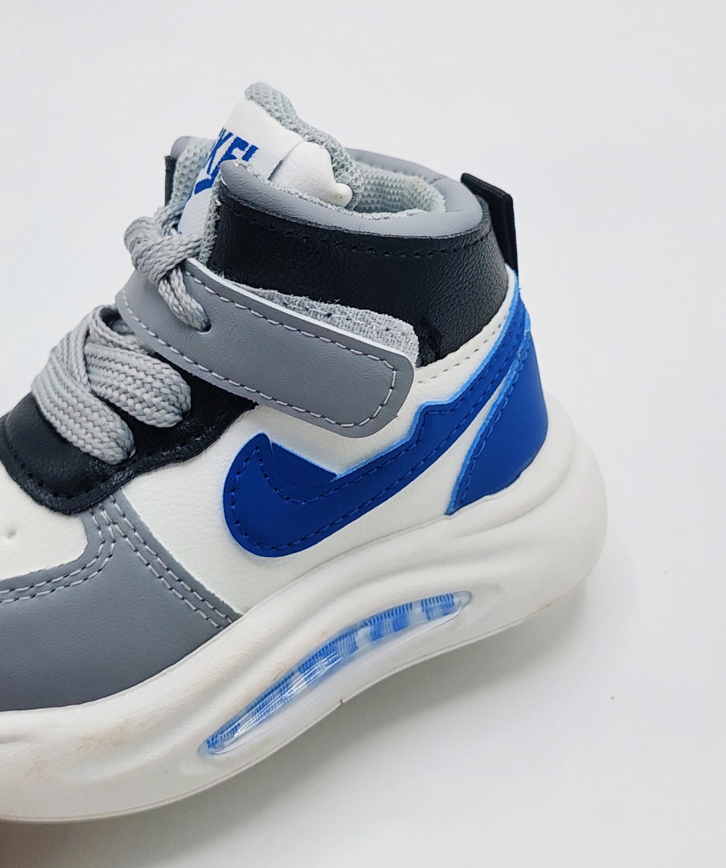 New Trendy Look Soft Sole Sneakers for Kids - AA6