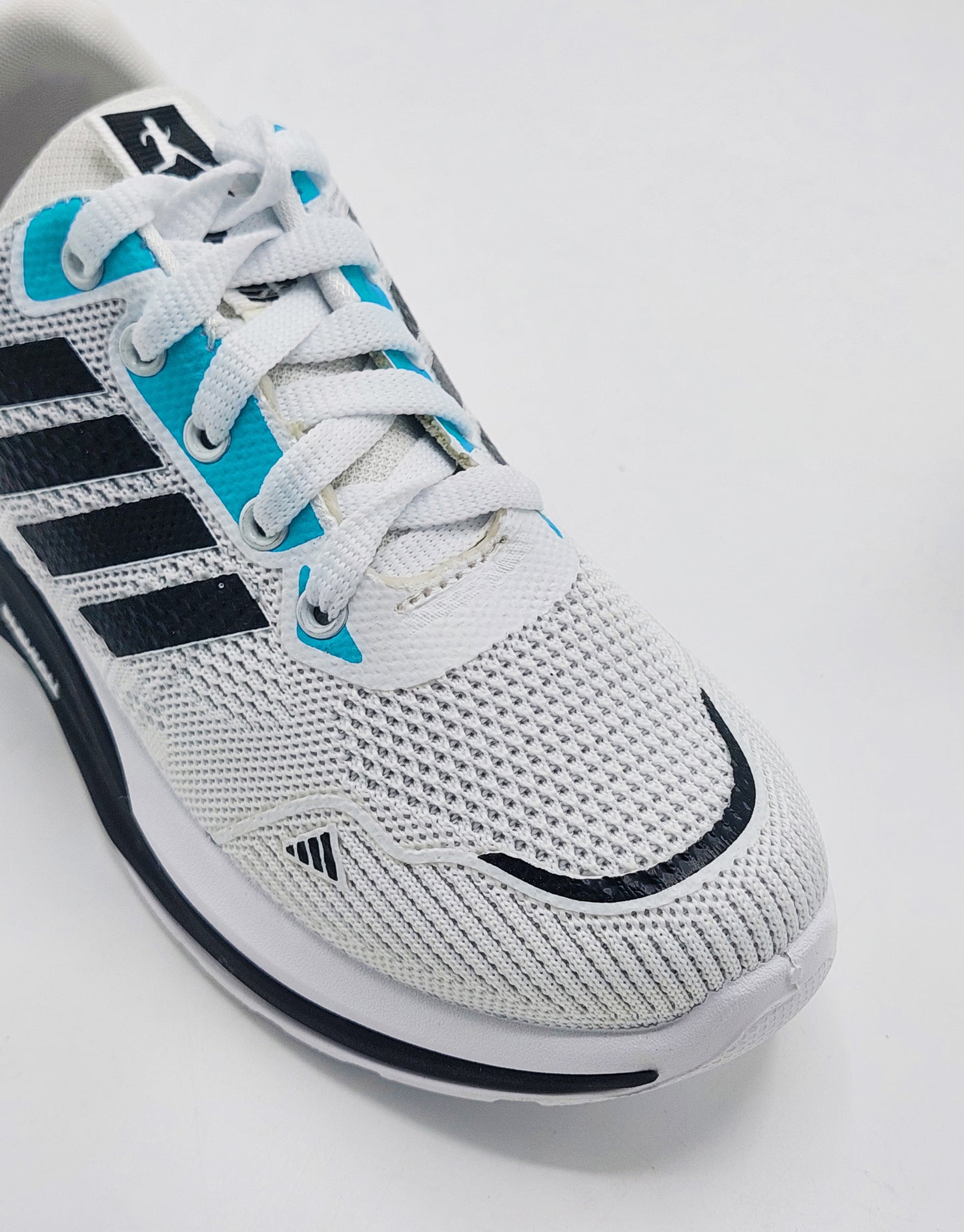 Premium Quality Soft Comfortable Sporty Sneakers - AK-07