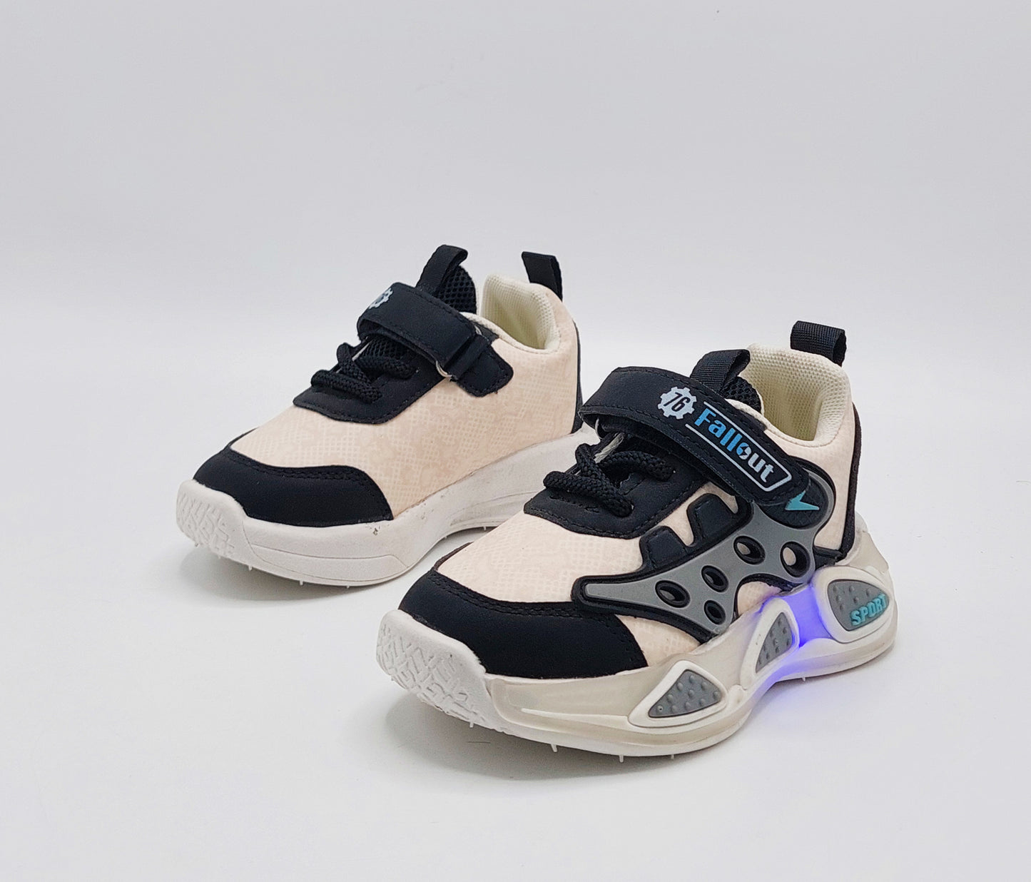 Lights in Sole Trendy Look Sneakers for Kids - OB62