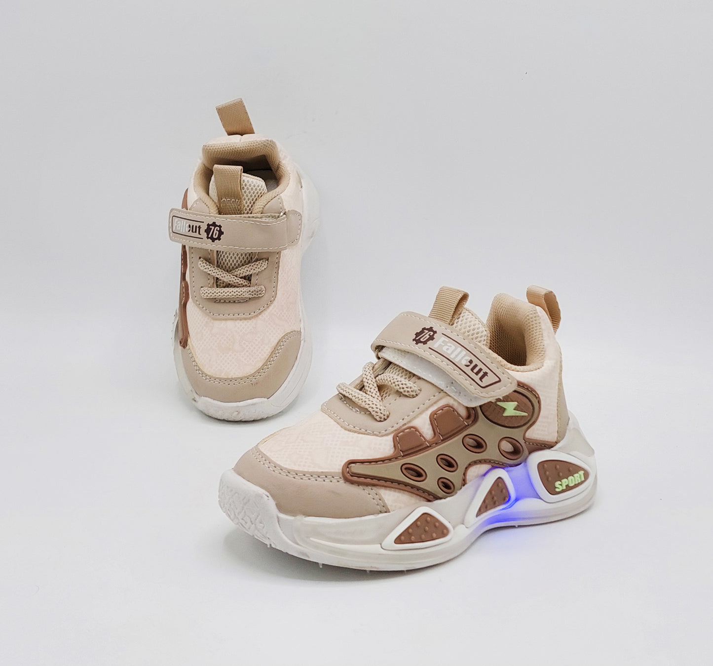 Lights in Sole Trendy Look Sneakers for Kids - OB62