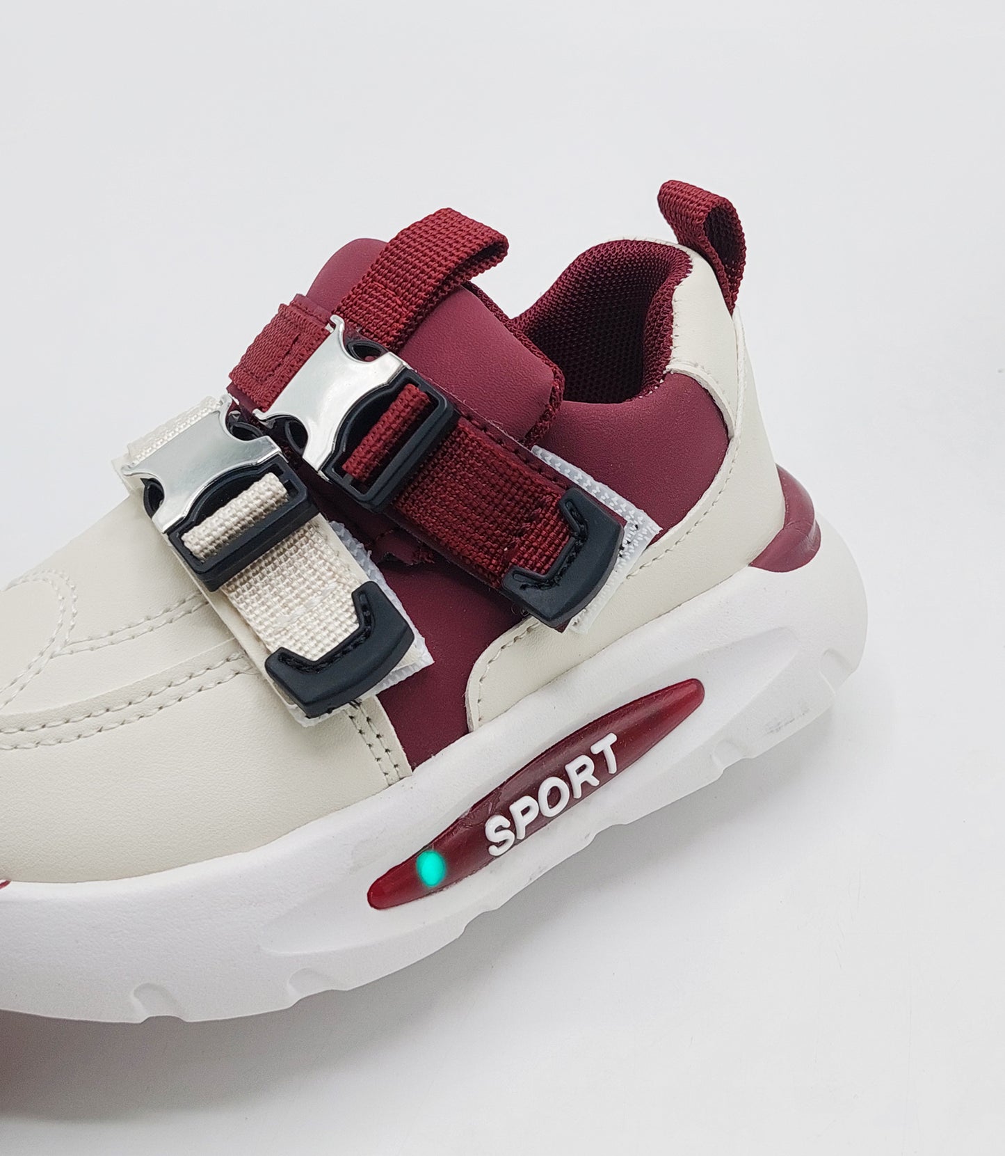 Lights in Sole Trendy Look Sneakers for Kids - LIO11(Mahroon)