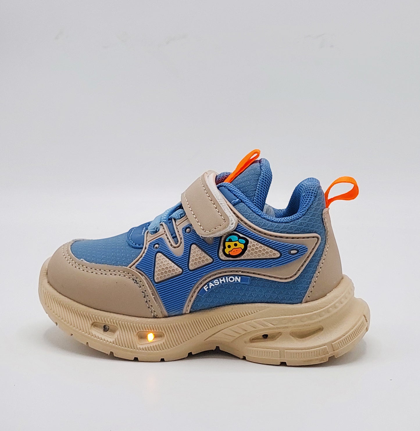 Imported Quality Trendy Look Comfortable Sneakers For Kid's - Y-666