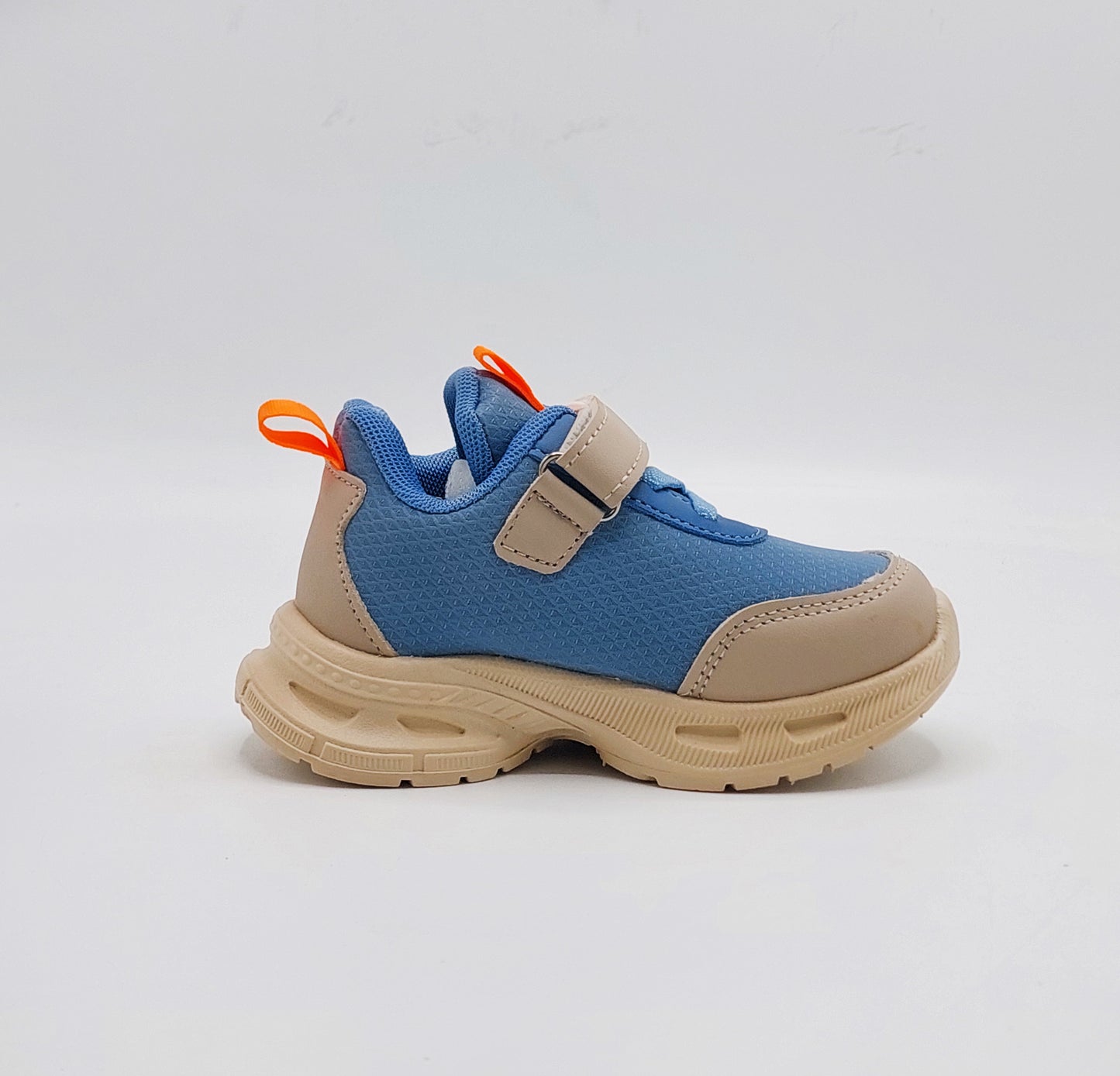 Imported Quality Trendy Look Comfortable Sneakers For Kid's - Y-666