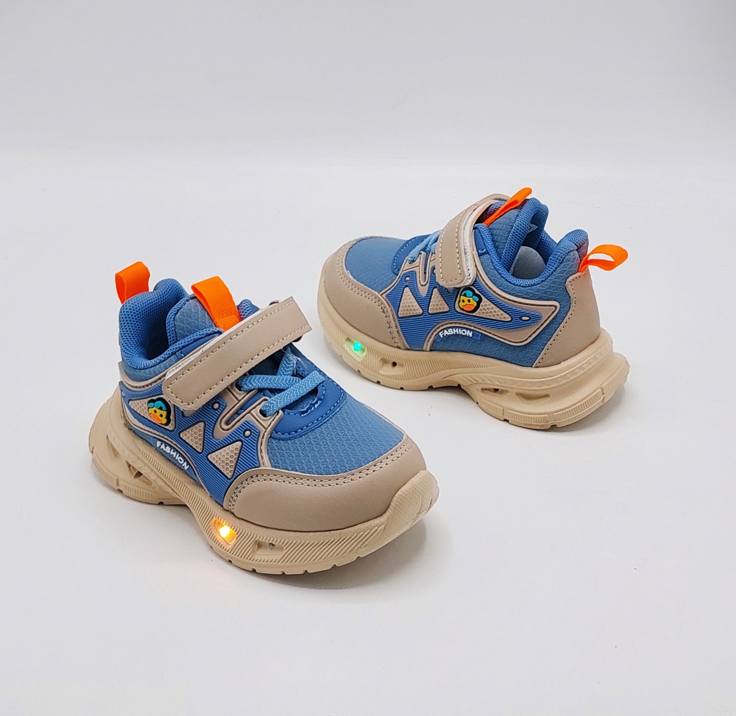 Imported Quality Trendy Look Comfortable Sneakers For Kid's - Y-666