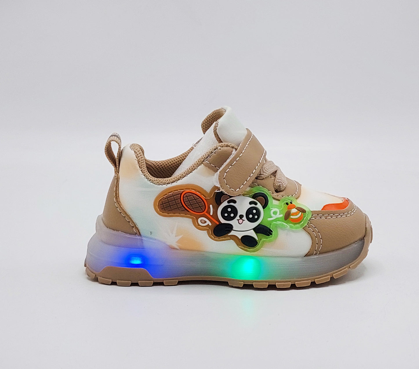 Light In Sole Trendy Look Cute Design Sneakers For Little Kid's - 812