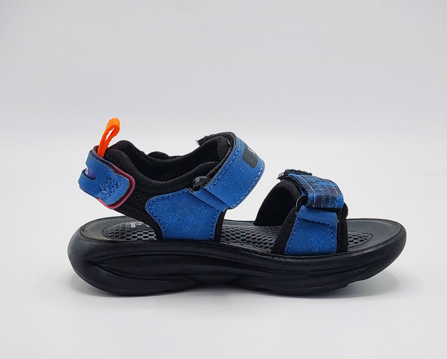 Soft Sole Trendy Look New Design Sandals For Kid's In Three Different Colours - 515B