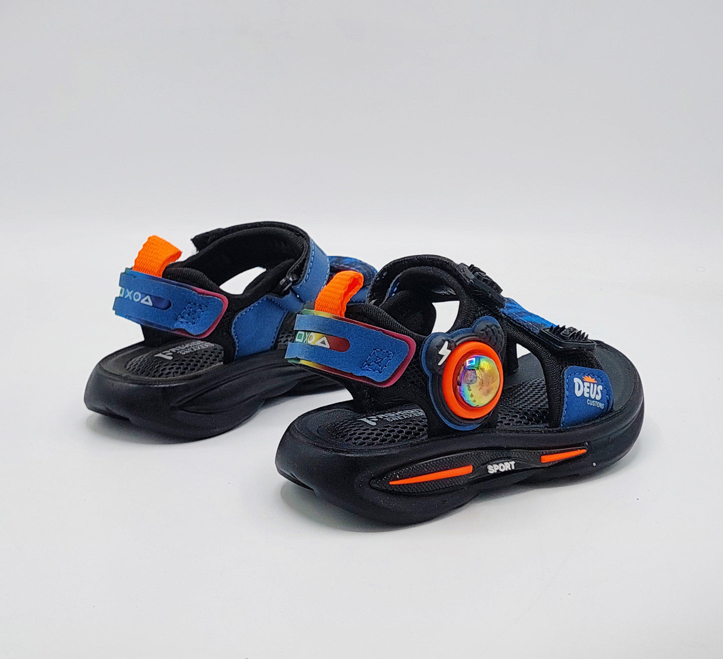 Soft Sole Trendy Look New Design Sandals For Kid's In Three Different Colours - 515B