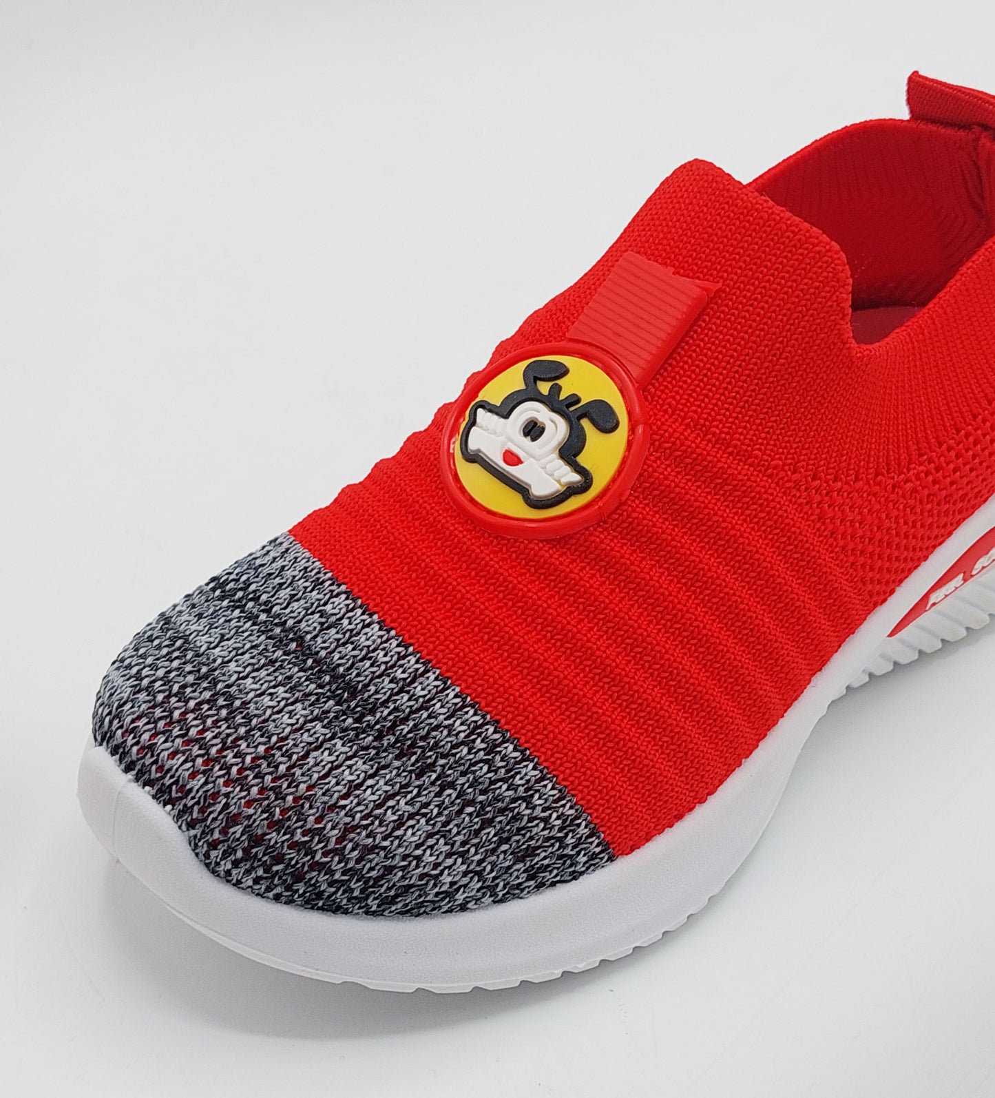 Easy to Wear Soft Comfortable Colorful Sketcher for Kids - MJ03