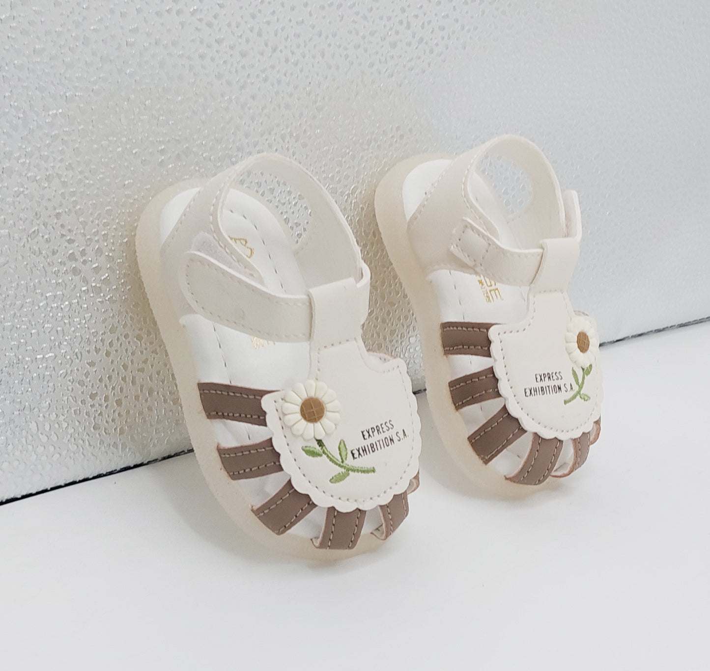 Lights in Sole Soft Sandals for Kids - ALO2703