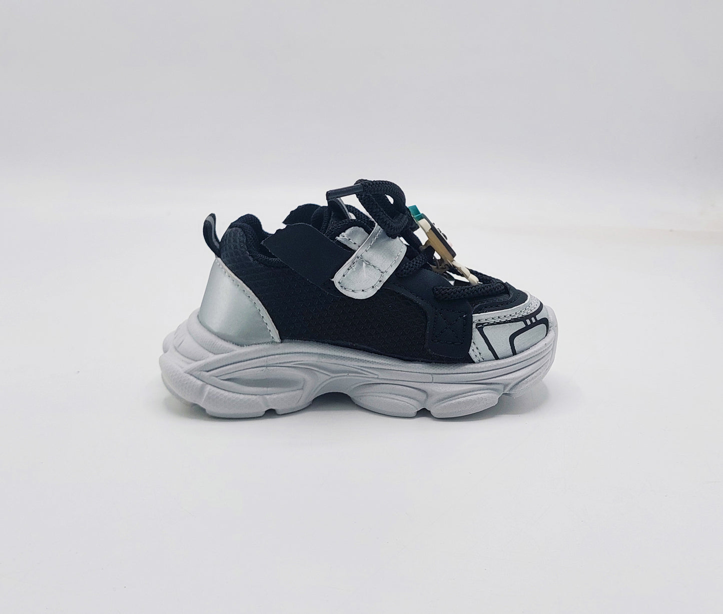 Trendy looking Sneakers For Kids - TJ01