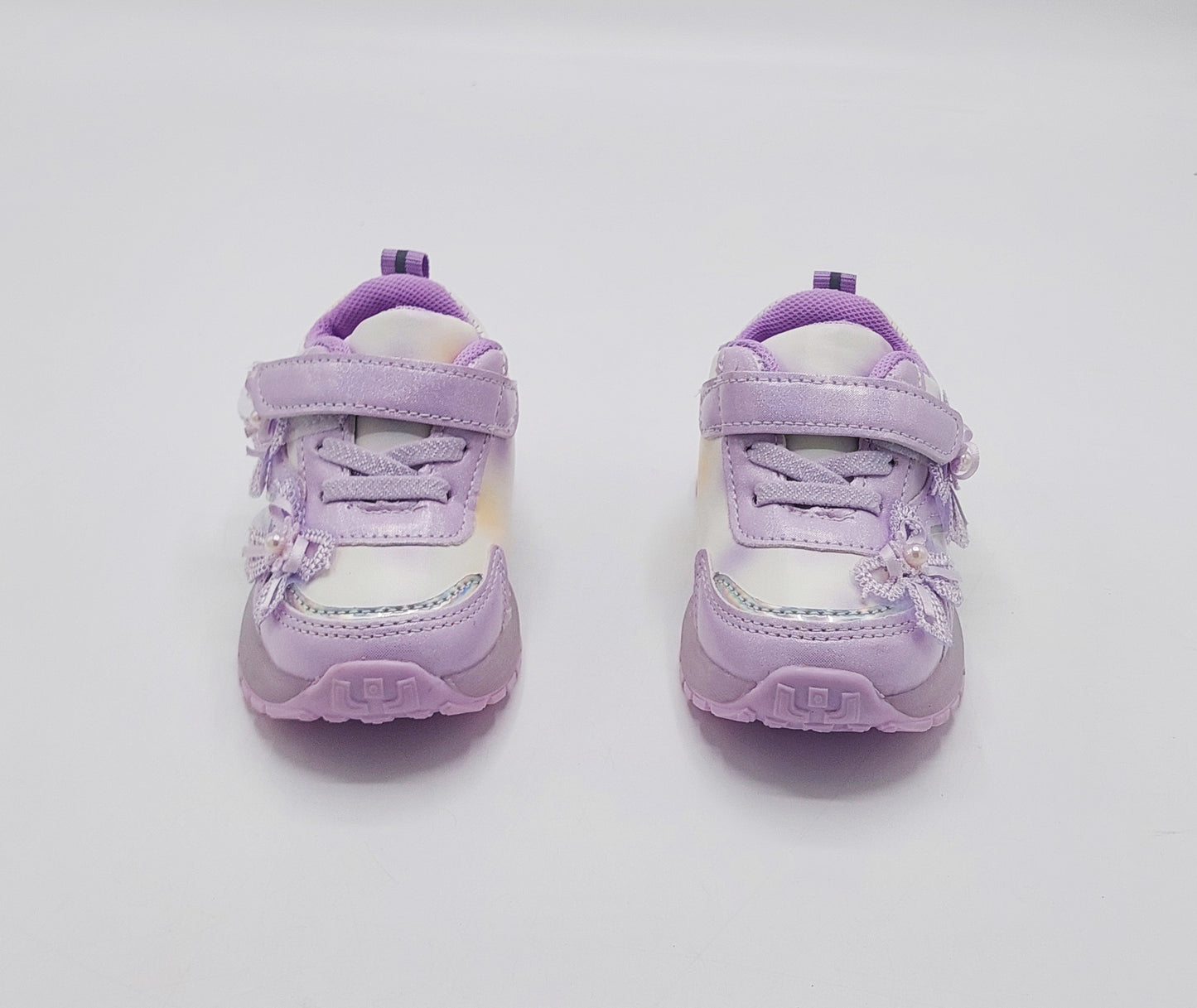 Trendy Looking LED Sole Sneakers For Girls - M13