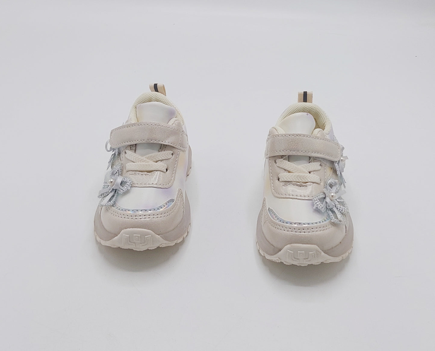 Trendy Looking LED Sole Sneakers For Girls - M13