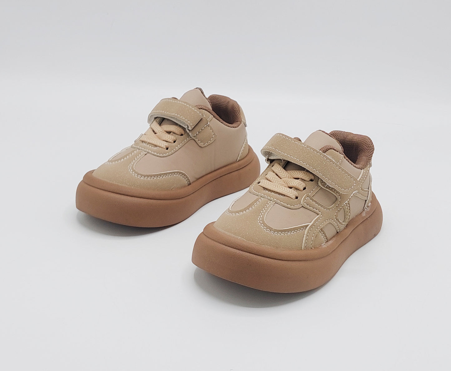 Trendy Looking Sneakers for Boys - art (Brown)