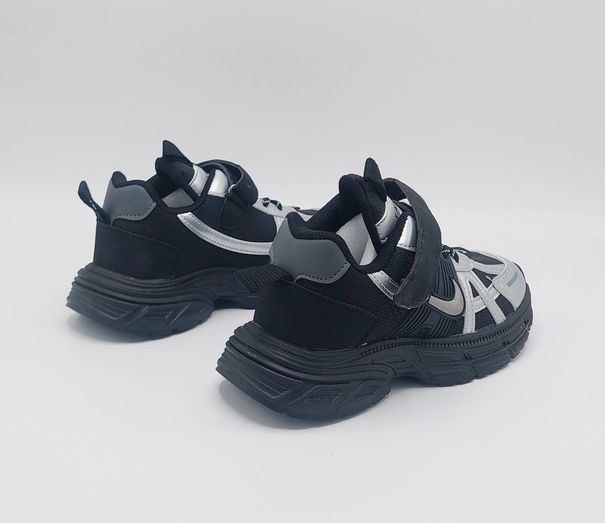 Premium qulaity Trendy Look Sneakers for Kids - Y757 (Black)