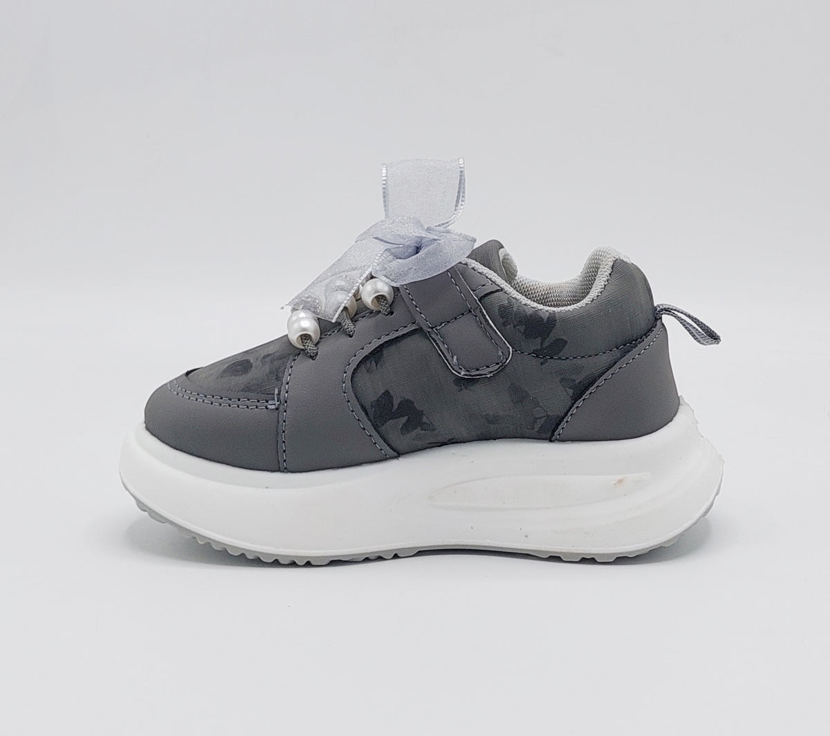 Beautiful Design Fancy Look Sneakers for Kids Girls - 818890 (Gray)