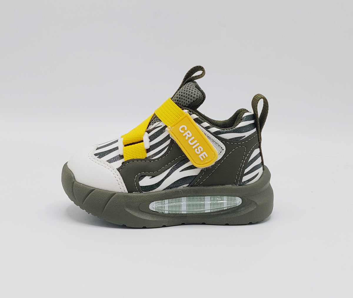 Lights in Sole Trendy Look Sneakers for Kids - LO110 (Green)