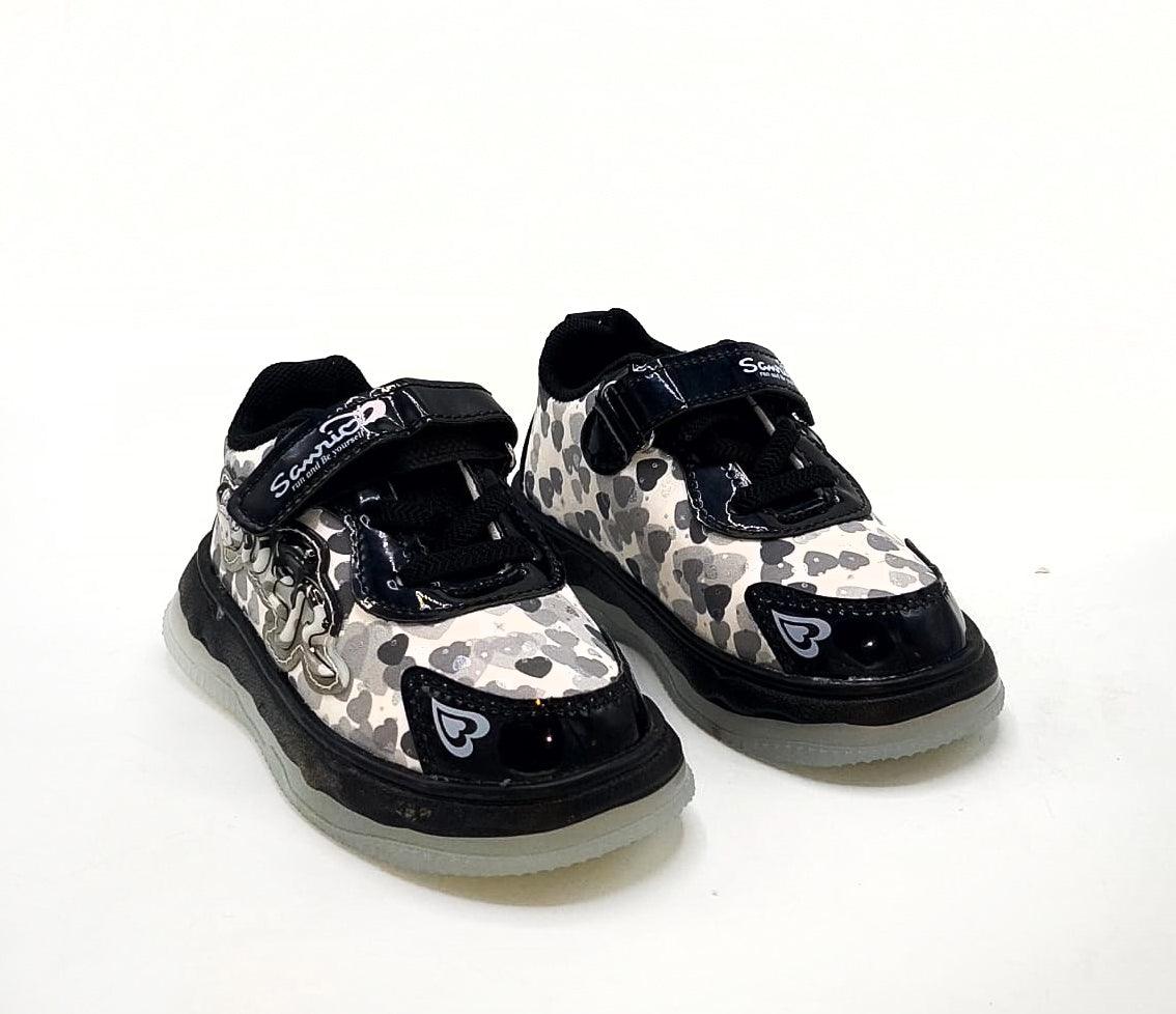 Lights in Sole Cool Trendy Look Sneakers for Kids - SF54