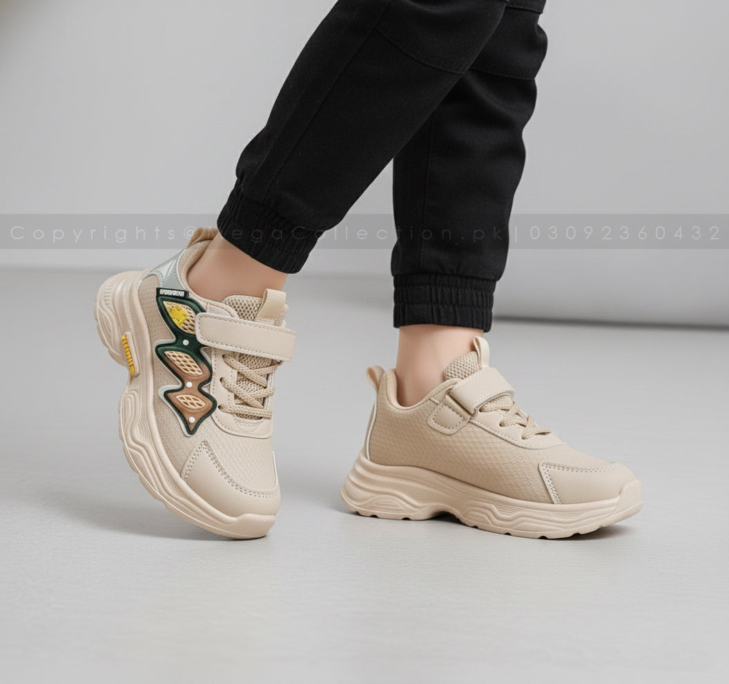 Premium quality Trendy Look Fashionable Sneakers for Kids - FLT-824