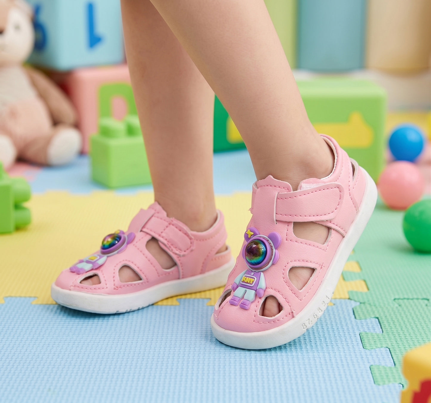Infant's Cute Design Soft Sole Sandals - C15 (Pink)