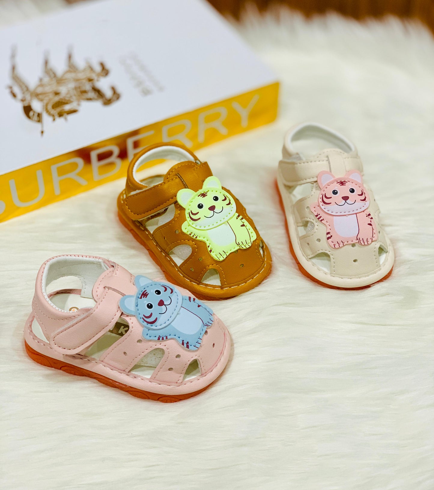 Infant's Voice in Sole Cute Design Sandals - M12