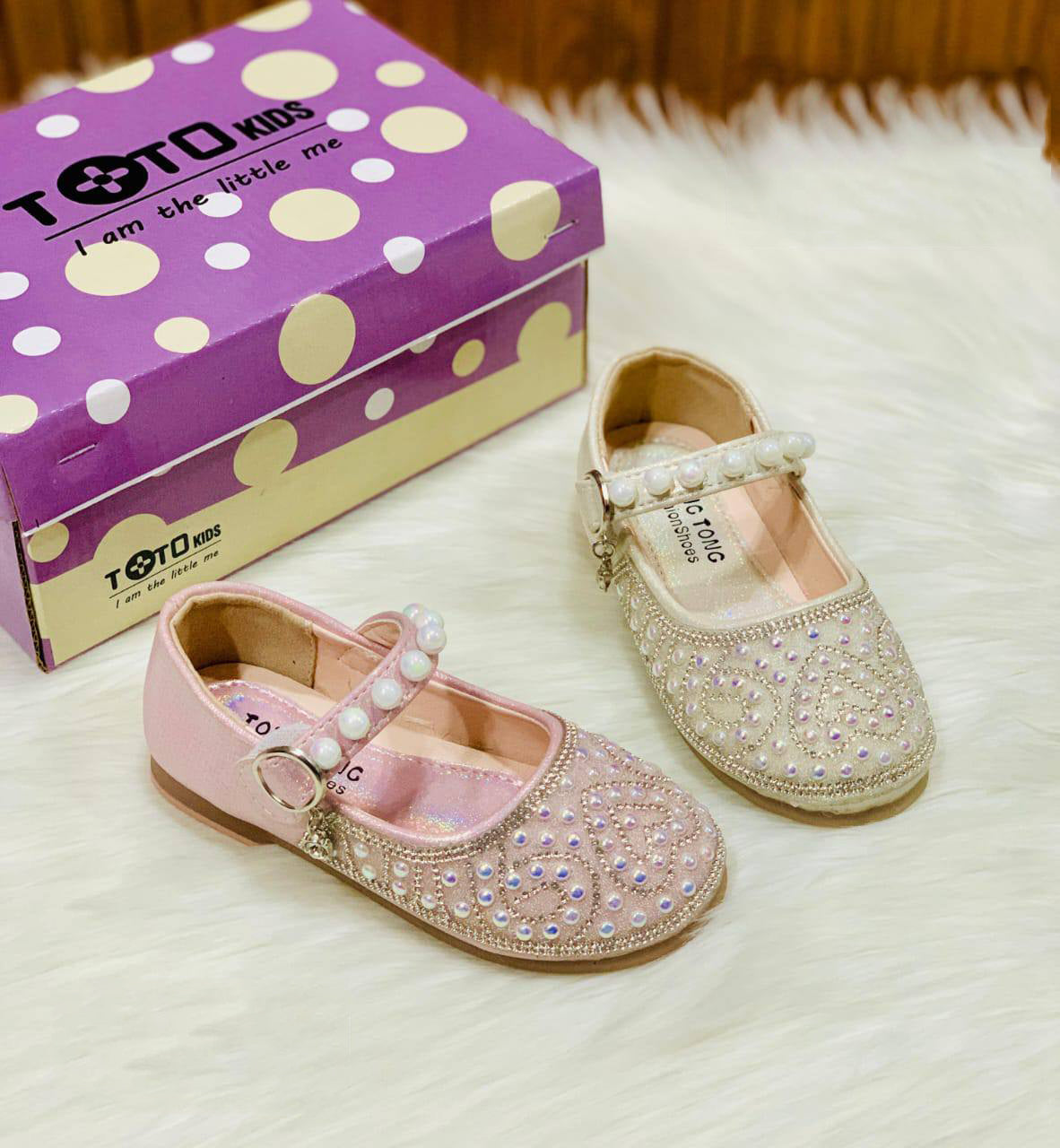 Beautiful Design Fancy Pumps for Kids Girls - TTG1