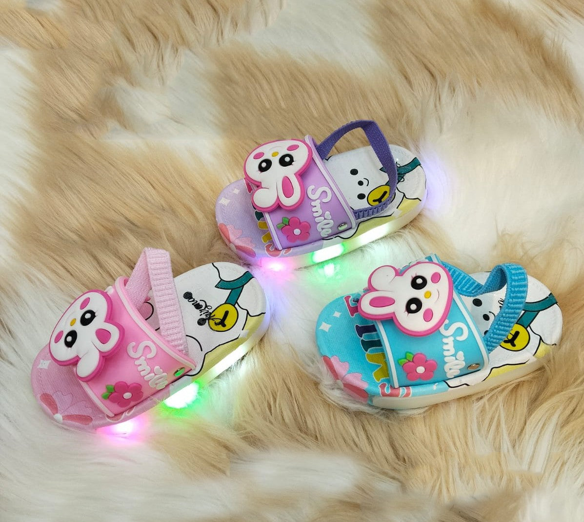 Lights in Sole Cartoon Theme Slippers with Spinner for Kids - 063